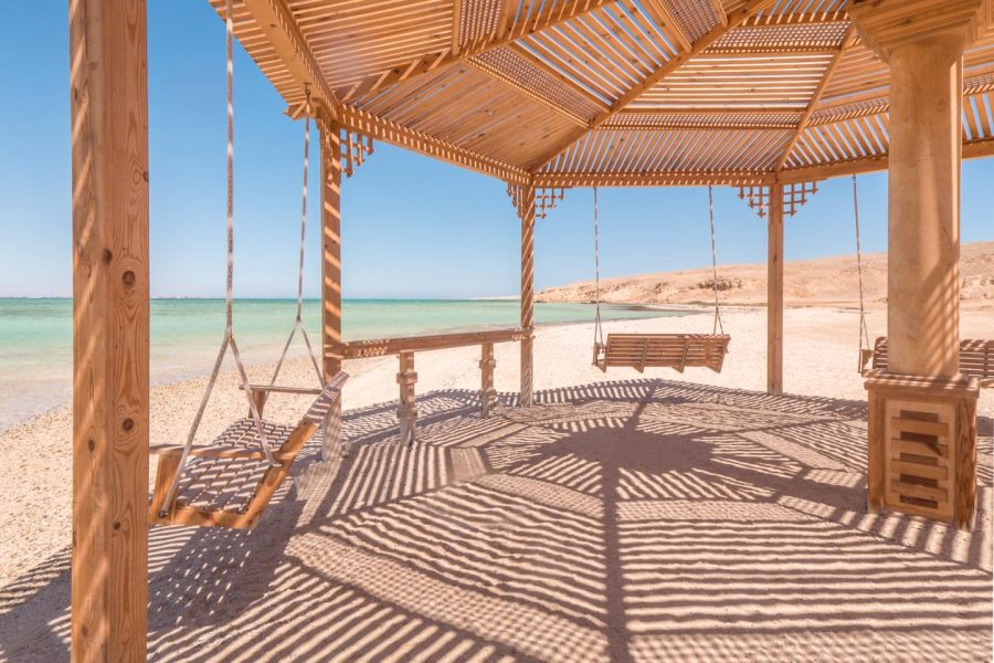 orange-bay-bekovrda-travel